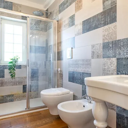 150mq Rooftop Paradise - Spacious Private Terrace Apartment Bari