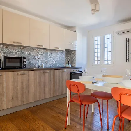 Apartment 150mq Rooftop Paradise - Spacious Private Terrace Bari