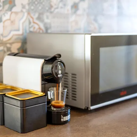 150mq Rooftop Paradise - Spacious Private Terrace アパート バーリ