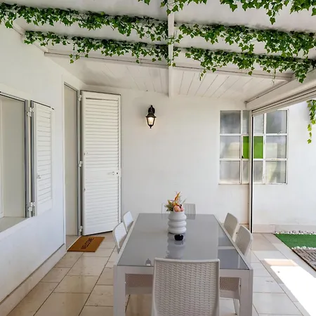 150mq Rooftop Paradise - Spacious Private Terrace