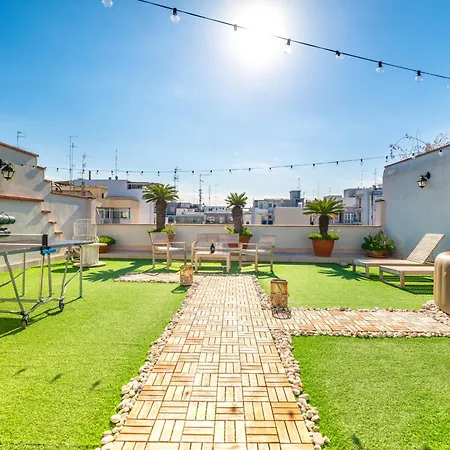 150mq Rooftop Paradise - Spacious Private Terrace Bari
