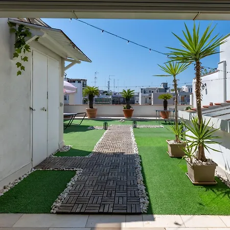 150mq Rooftop Paradise - Spacious Private Terrace * Bari