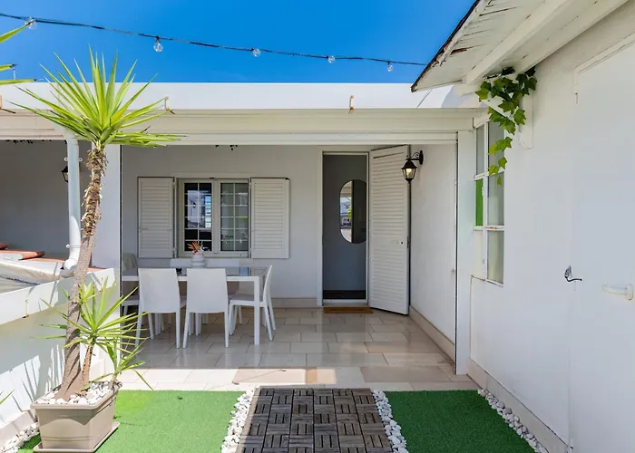 150mq Rooftop Paradise - Spacious Private Terrace * Bari